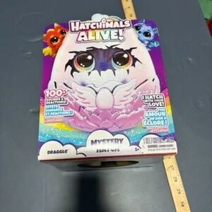 Hatchimals alive mystery Hatch NIB